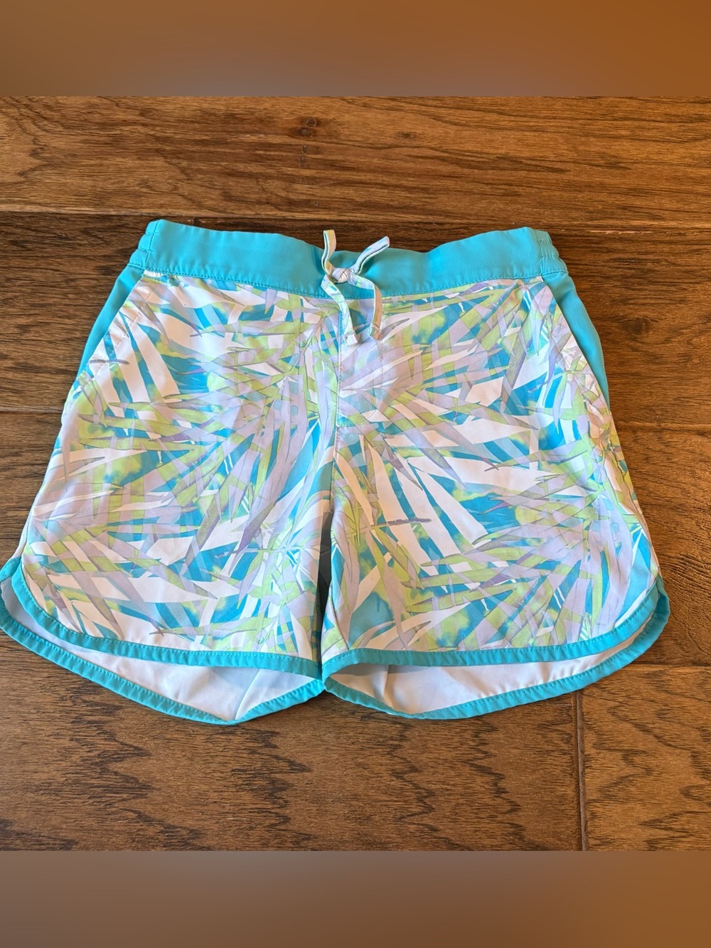 Aqua Palm-Print Women's Athletic Shorts with Drawstring Waist